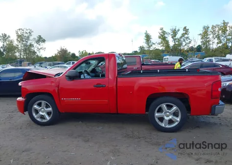 2008 Chevrolet Silverado 1500 Lt1 z USA, uszkodzony, nr VIN 1GCEC14C48Z195163